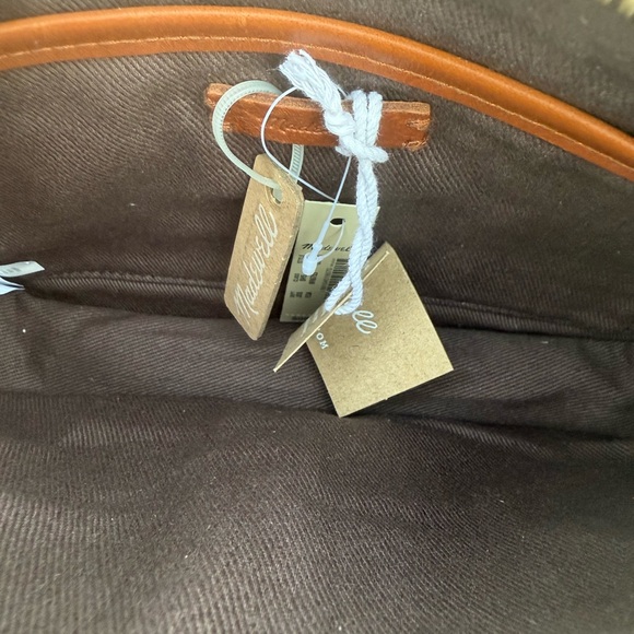Madewell The Simple Leather Crossbody Bag - Picture 11 of 16